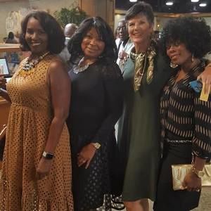 Meet your Posher, Gretchen